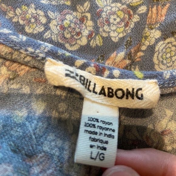 Billabong Dress - Picture 2 of 5